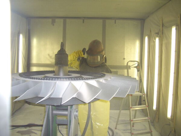 Mobile services for surface treatment